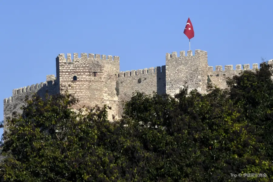 kadifekale castle